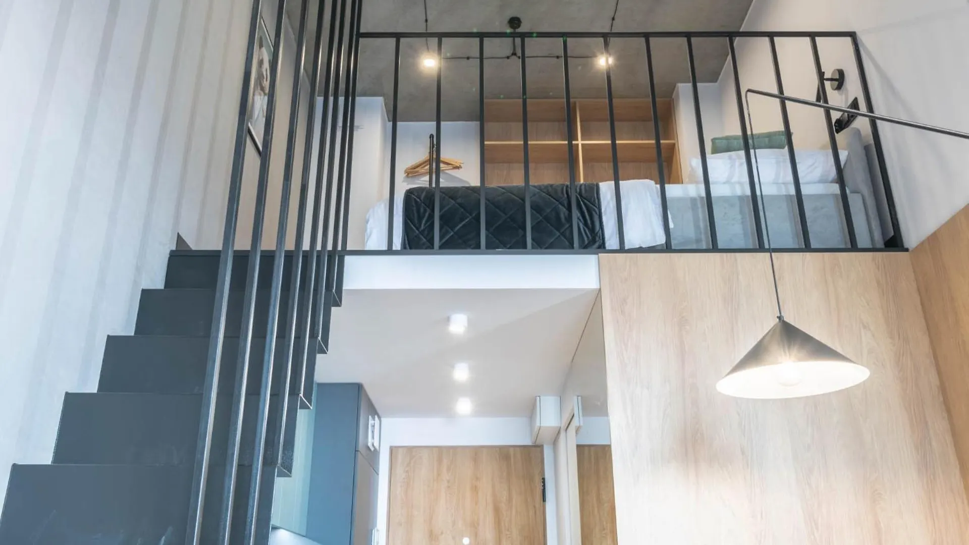 Warta Flow Apartment بوزنان 0*,