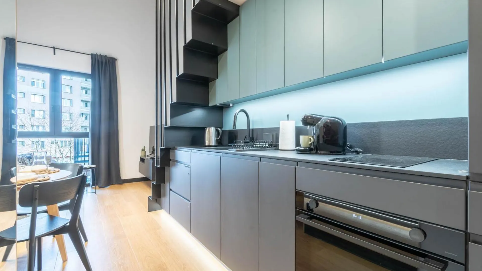 Warta Flow Apartment بوزنان بولندا
