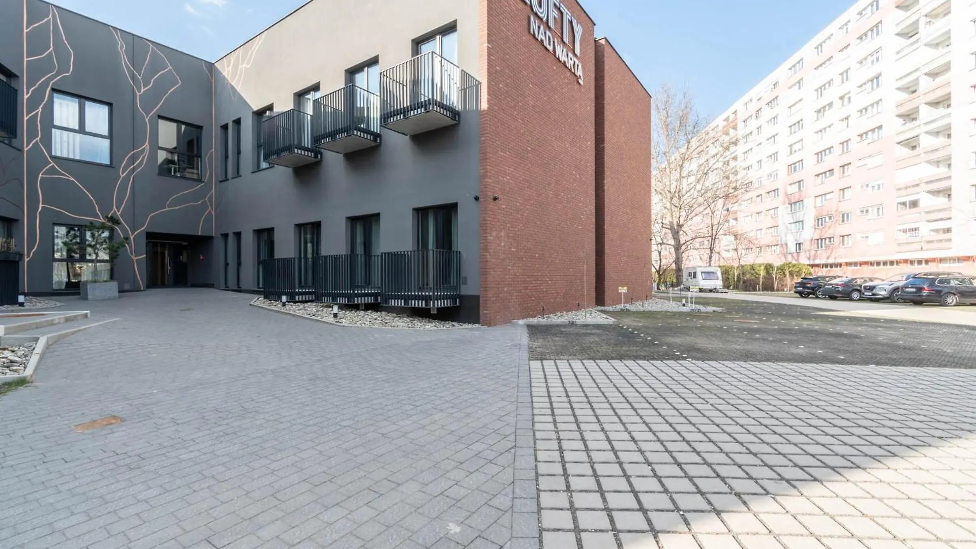 Warta Flow Apartment بوزنان