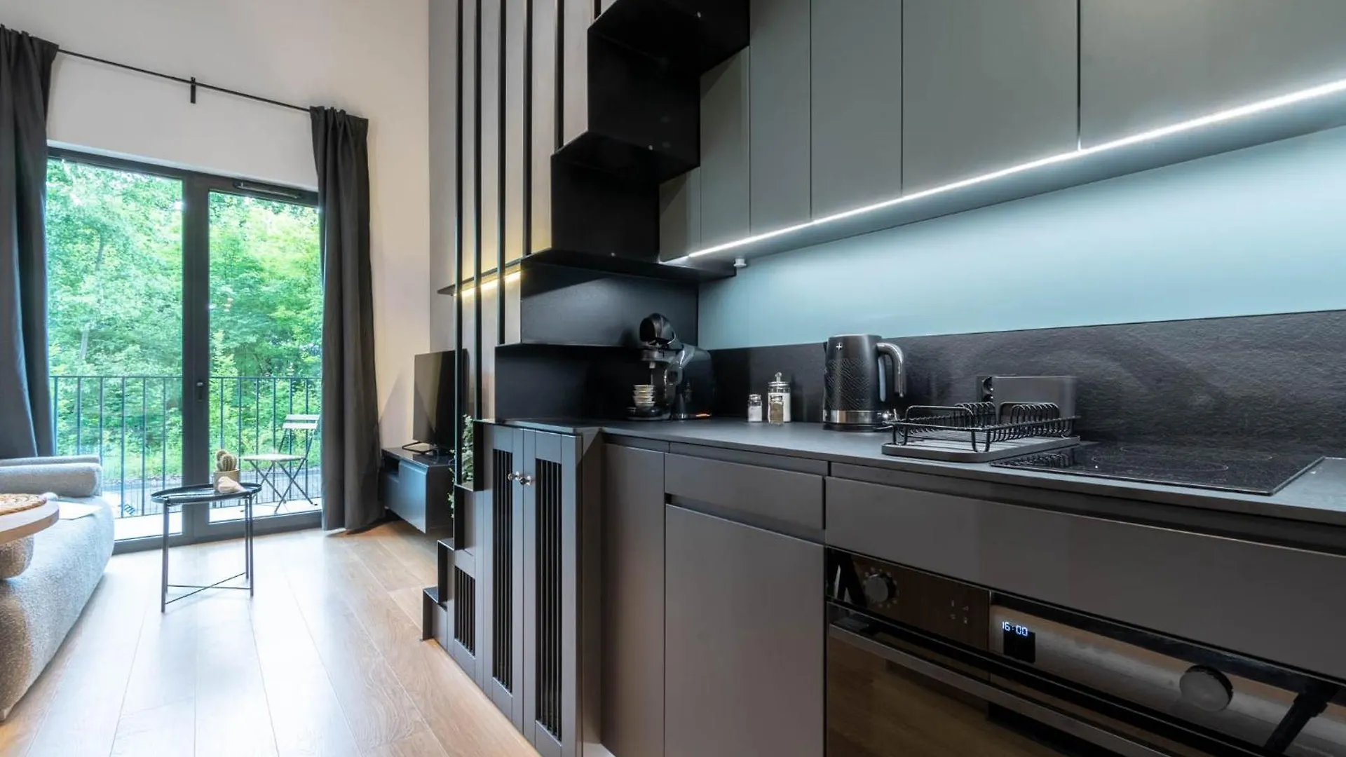 Warta Flow Apartment بوزنان بولندا