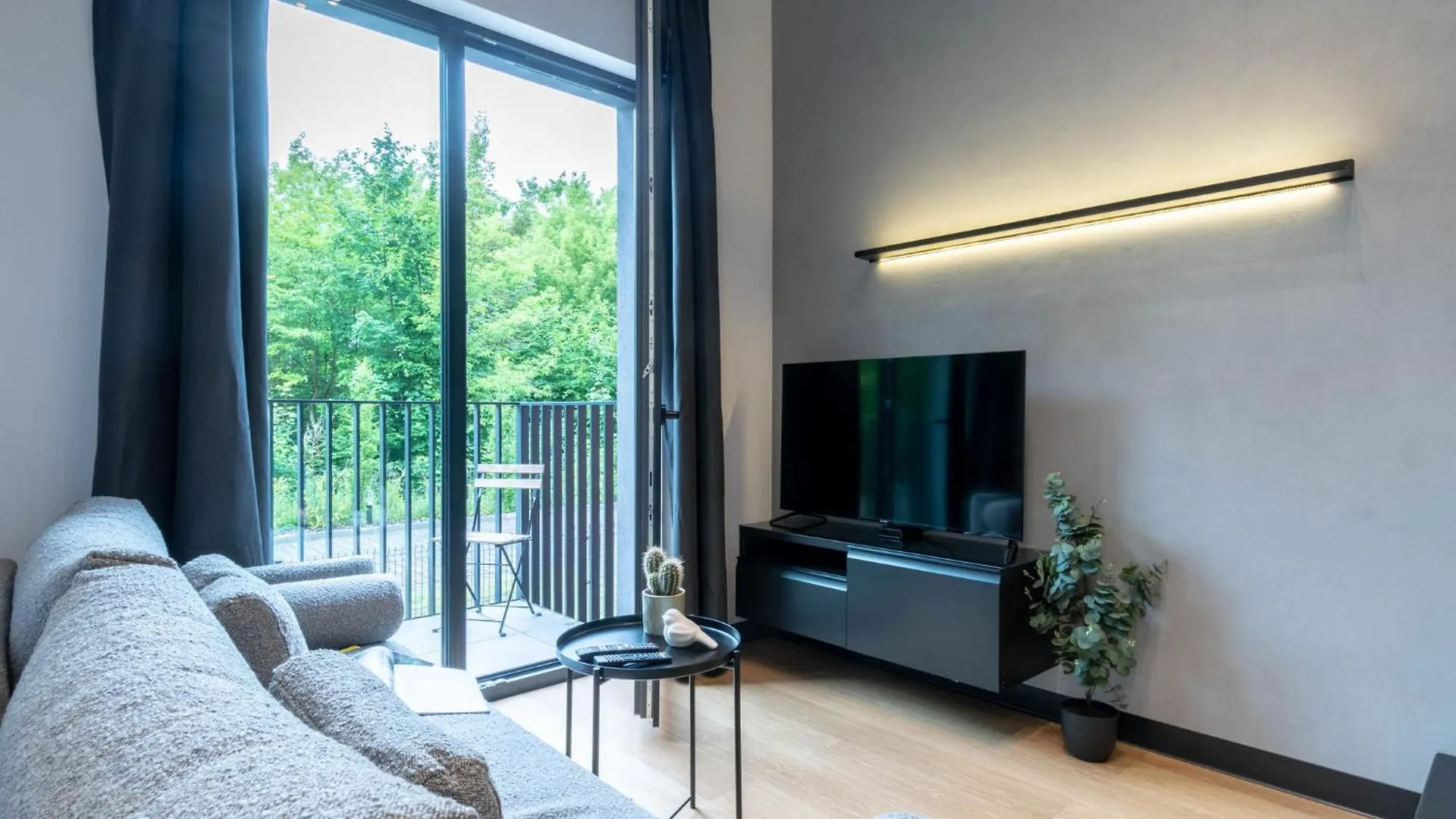 Warta Flow Apartment بوزنان