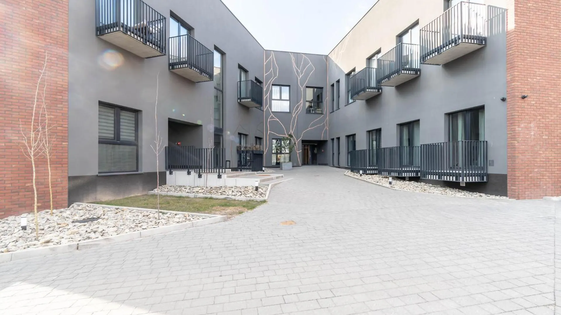 Warta Flow Apartment بوزنان
