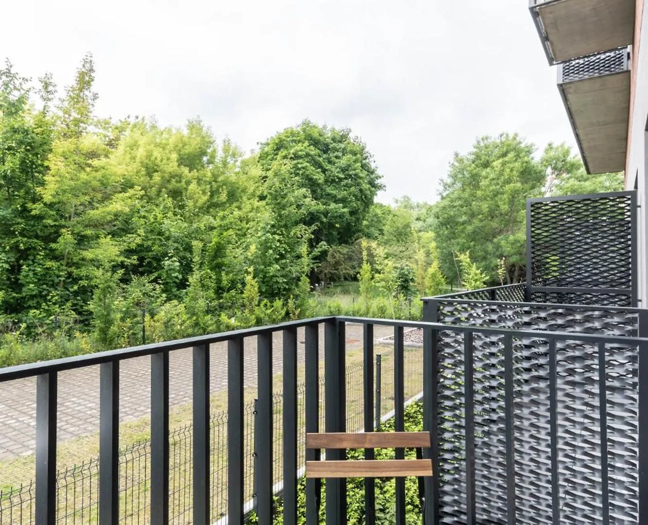 Warta Flow Apartment بوزنان